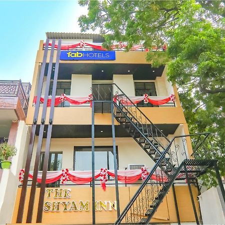 Fabhotel Shyam Inn 坎普尔 外观 照片