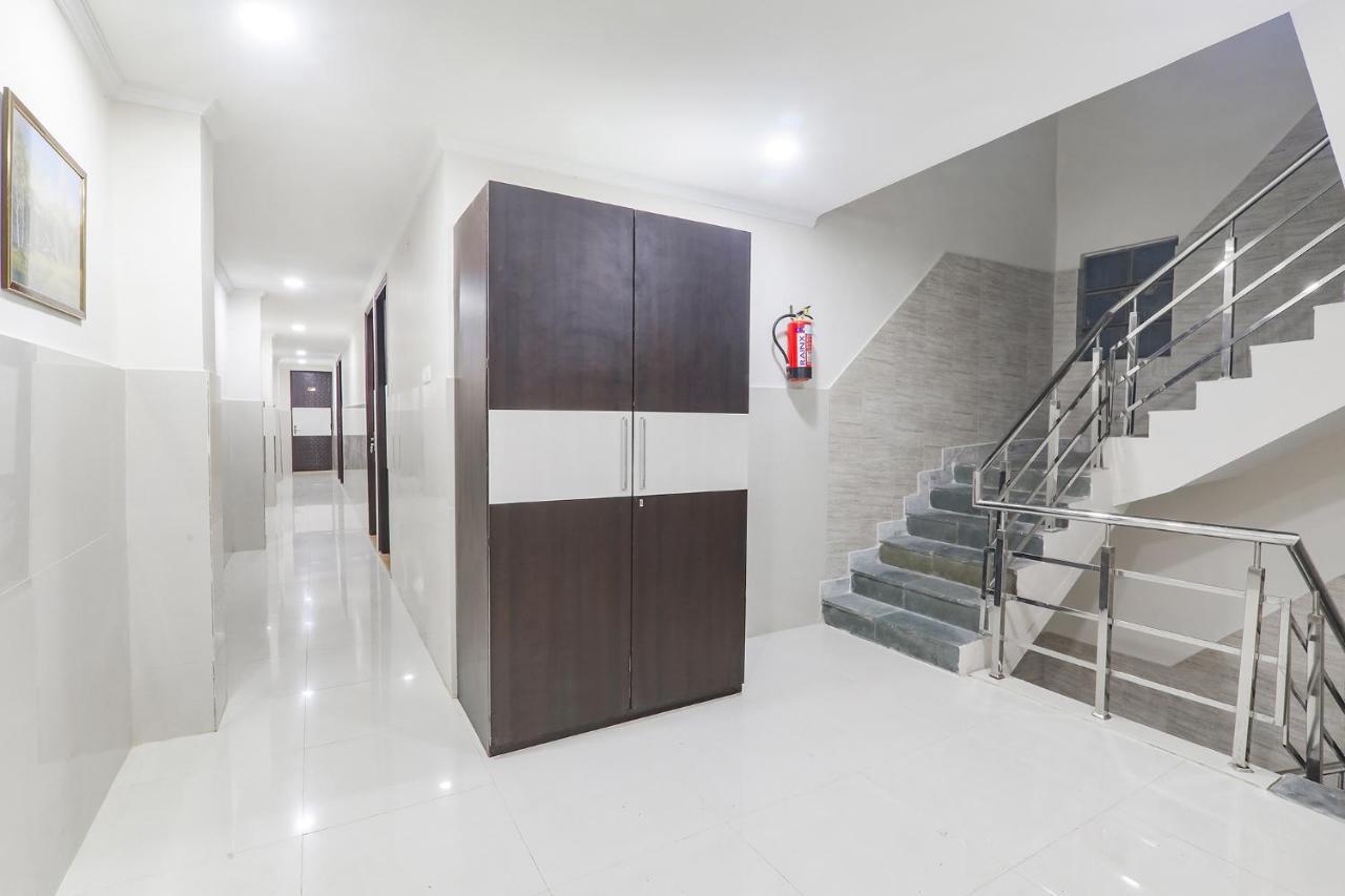 Fabhotel Shyam Inn 坎普尔 外观 照片
